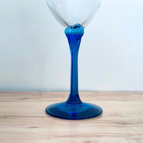 4 Libbey Blown Goblets Wine Glasses Domaine Blue Pedal Stem - Picture 4 of 9